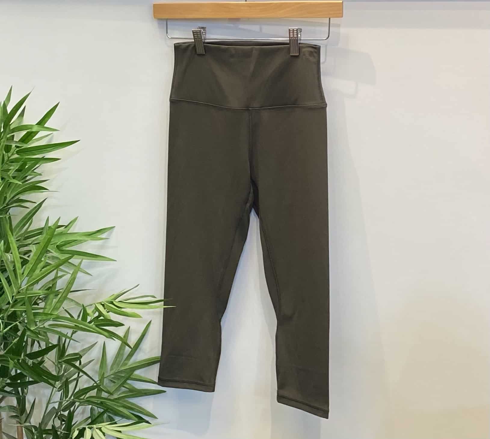 Capri Squat Proof Align Leggings - Olive