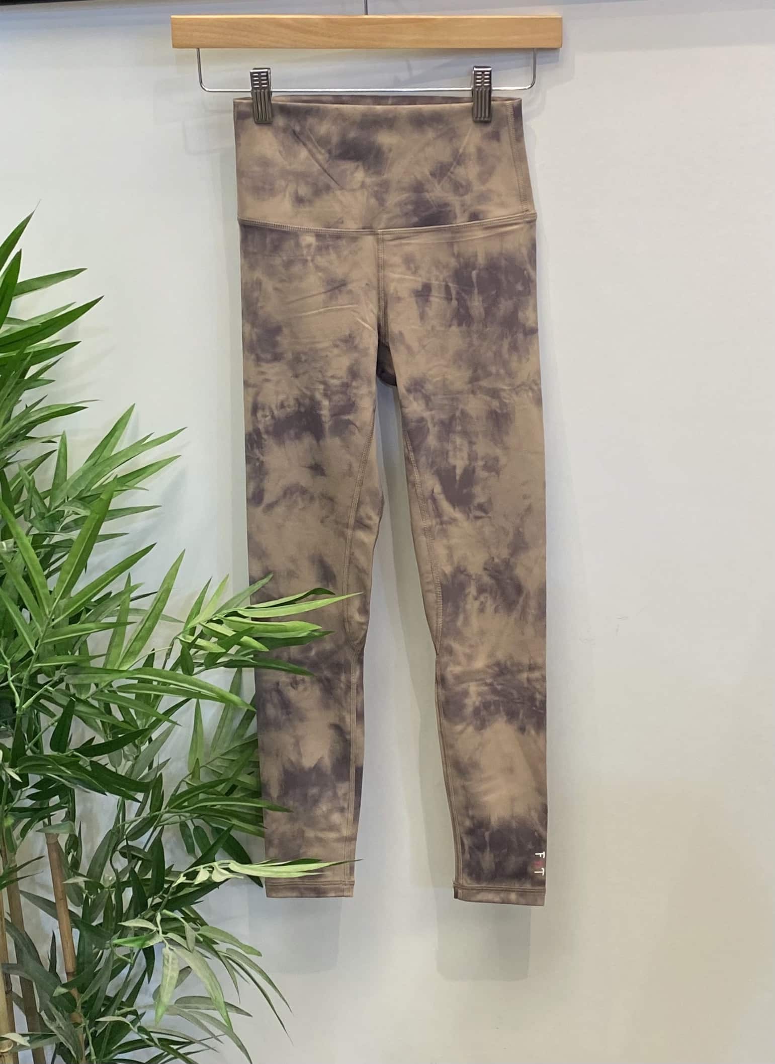 Squat Proof Align Leggings - Cream Air