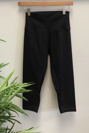 Capri Squat Proof Align Leggings - Black