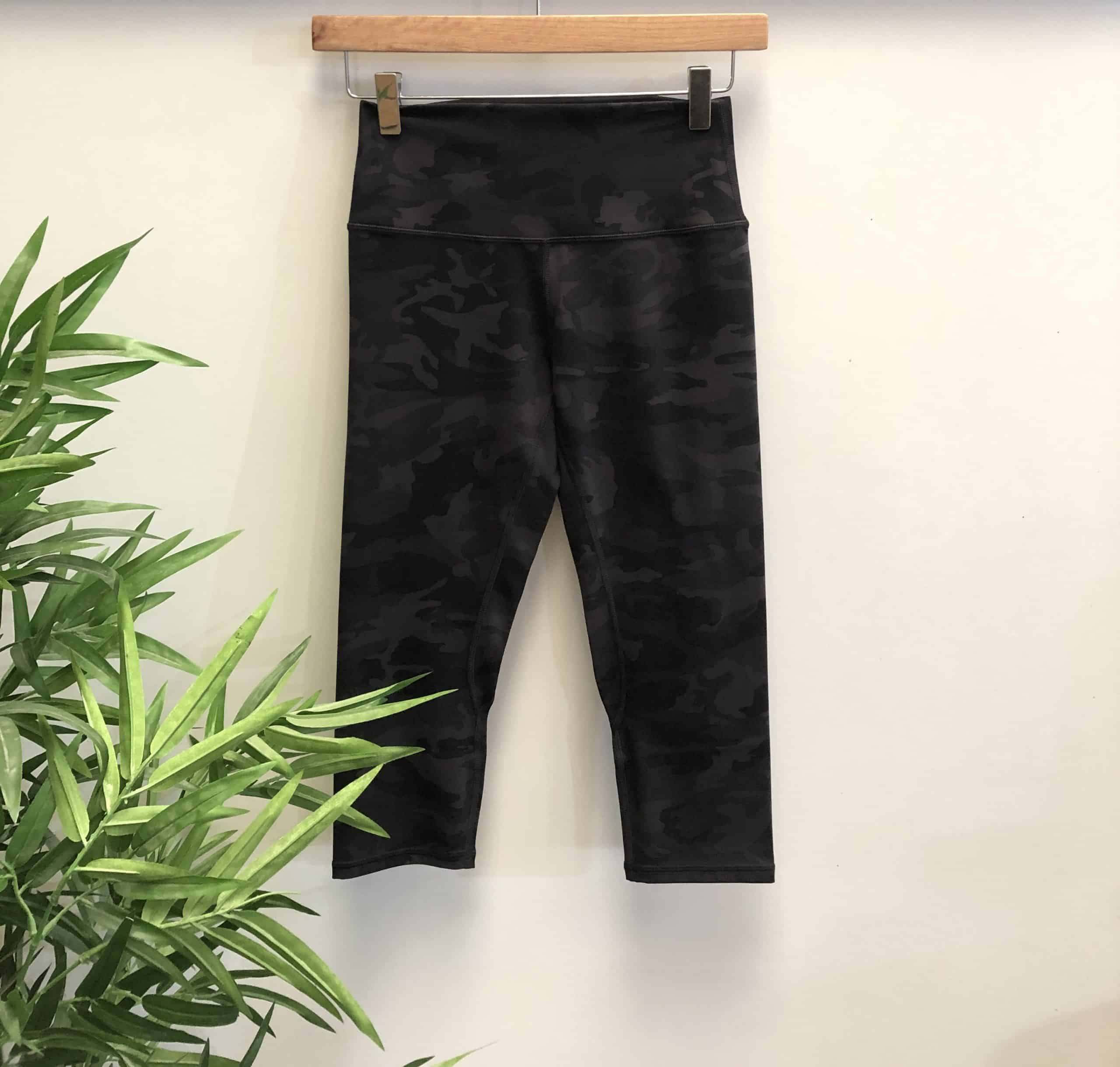 Capri Squat Proof Align Leggings - Camo