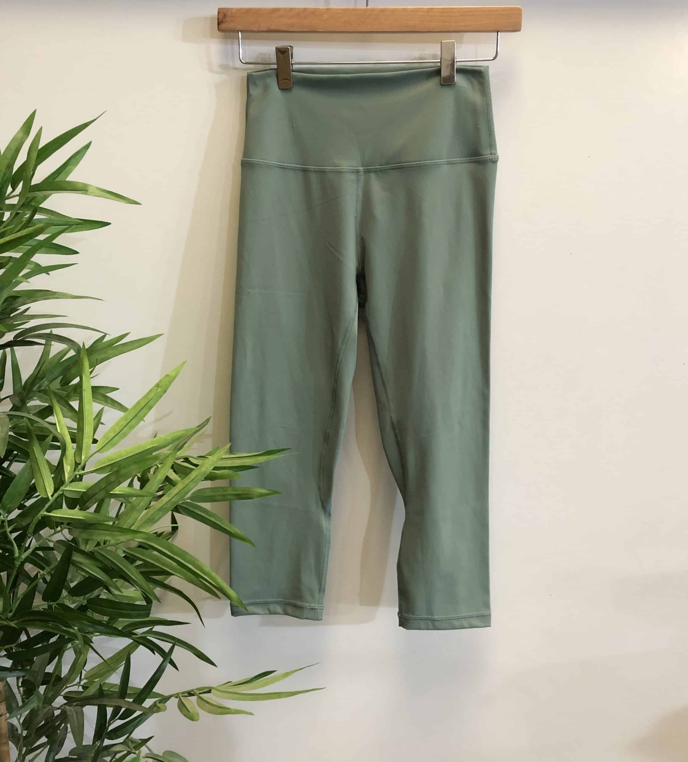 Capri Squat Proof Align Leggings - Green
