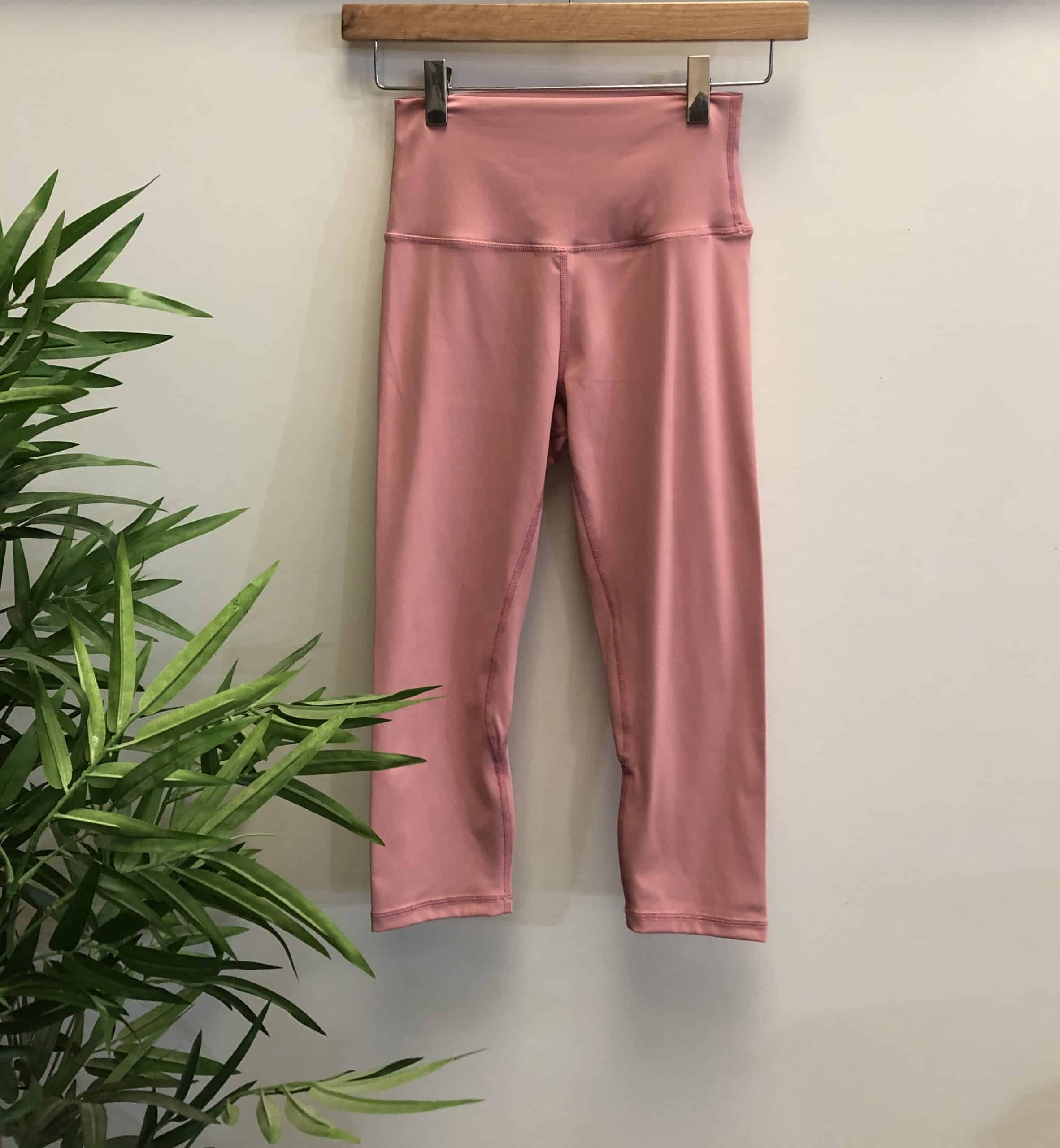 Capri Squat Proof Align Leggings - Light Pink
