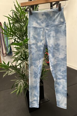 Squat Proof Align Leggings - Sky Blue Air