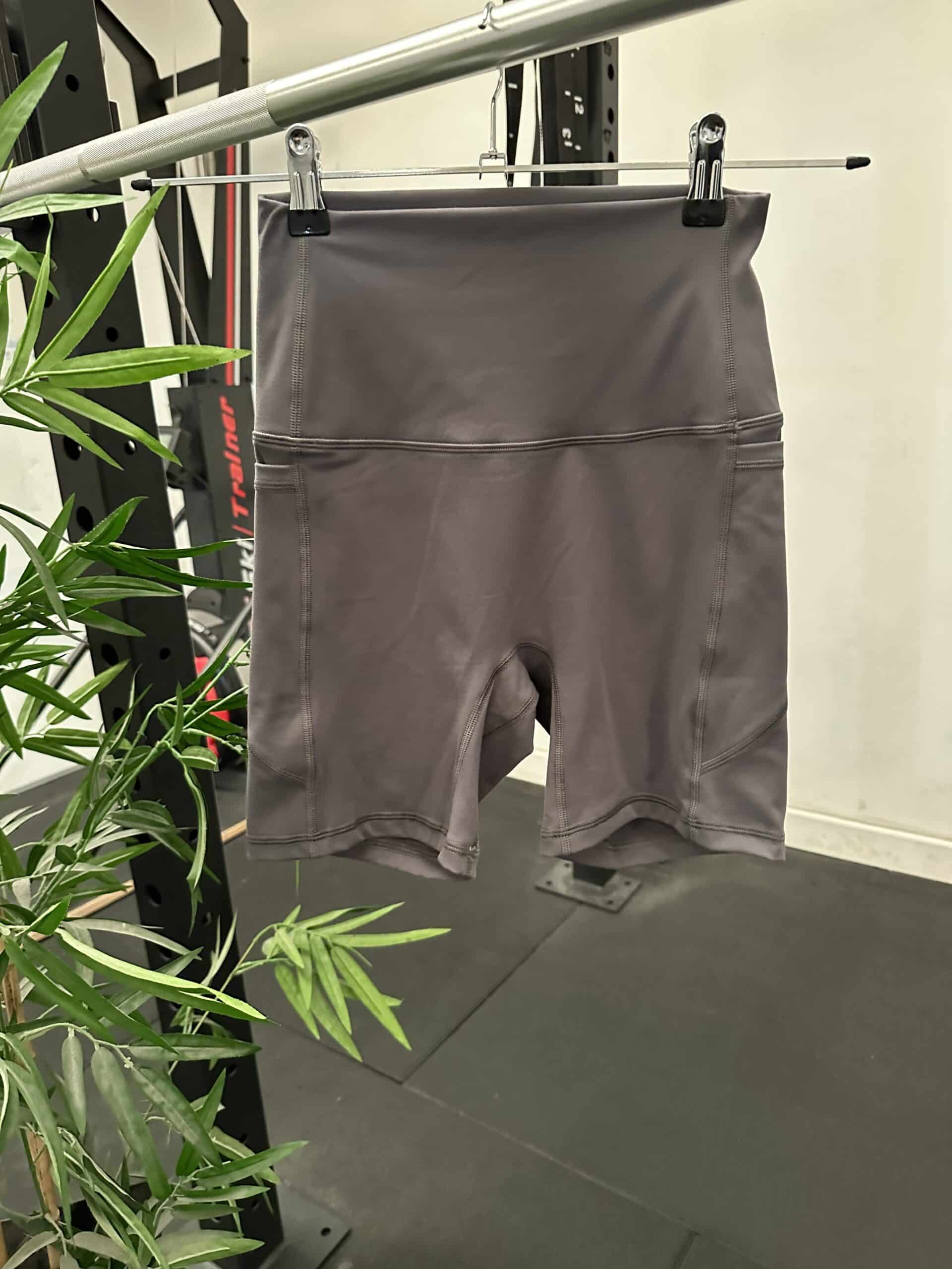 6" Pocket Shorts - Image 8